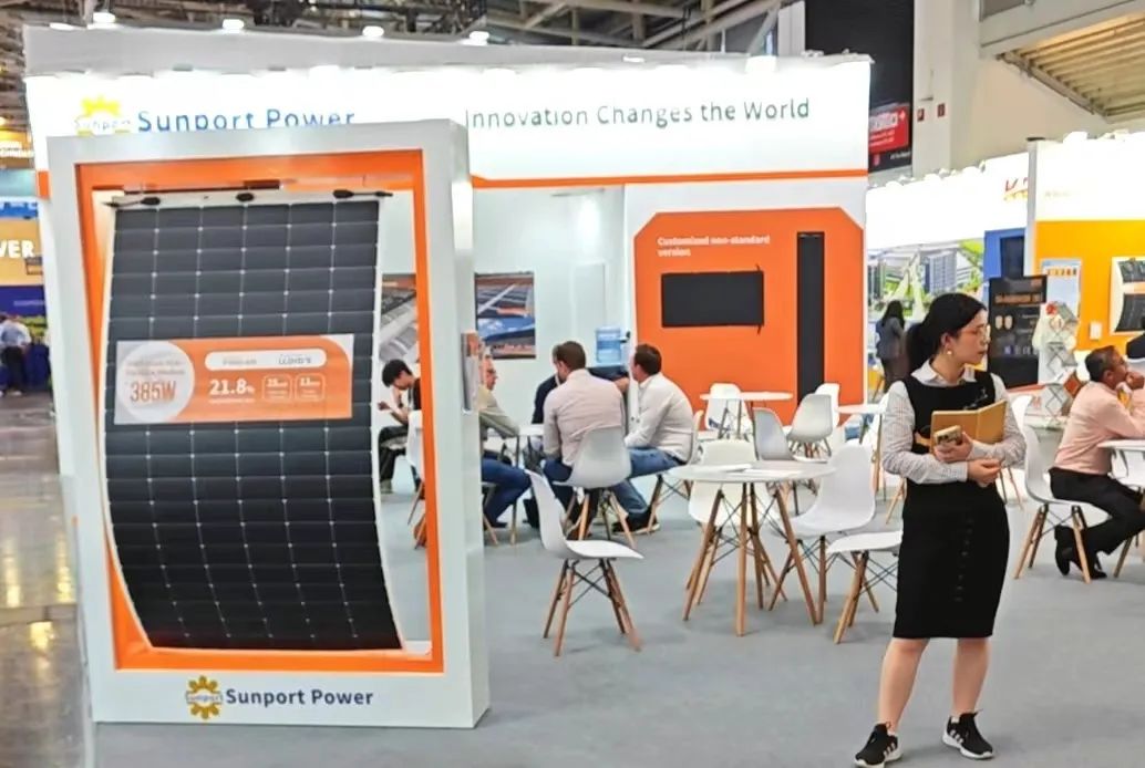 高強度輕質組件新品歐洲首秀，日托光伏閃耀歐洲智慧能源展